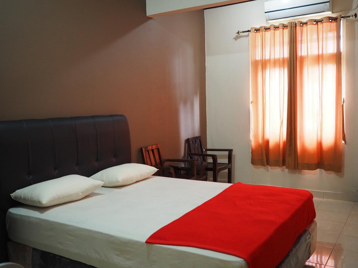 Diaga Grha Hotel Yogyakarta Exterior photo